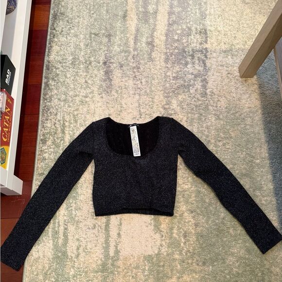 Black Sparkly Long Sleeve Crop Top from Zara - Picture 1 of 7